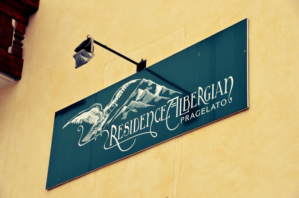 Residence Albergian Праджелато Екстериор снимка