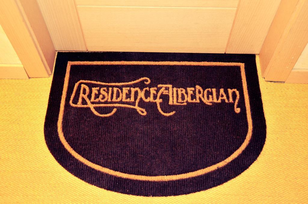 Residence Albergian Праджелато Екстериор снимка