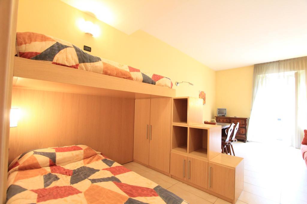 Residence Albergian Праджелато Екстериор снимка