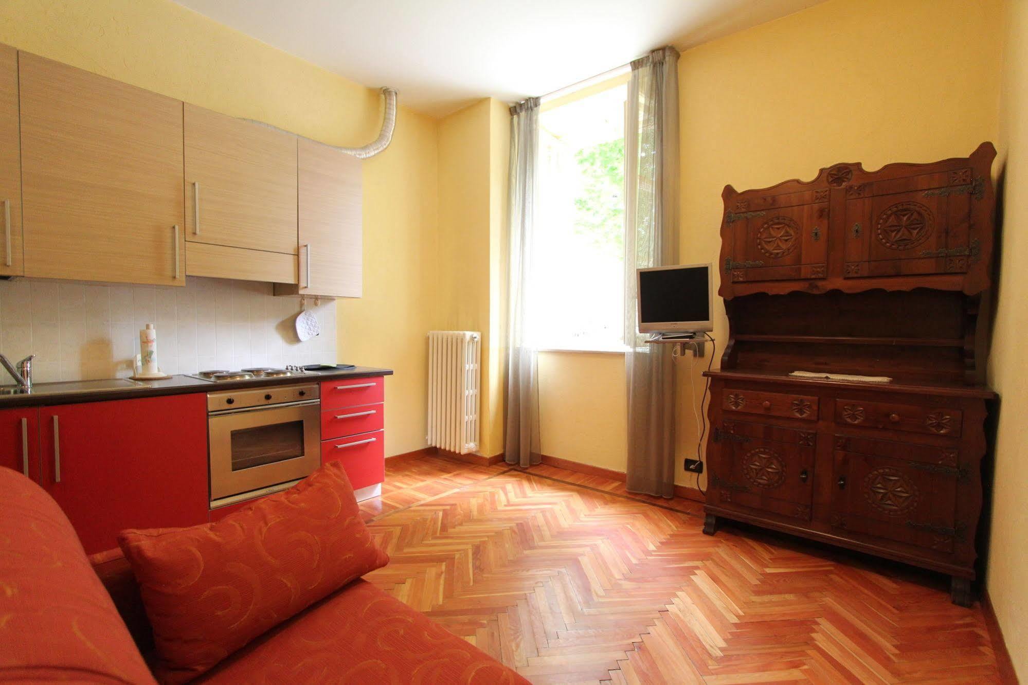 Residence Albergian Праджелато Екстериор снимка